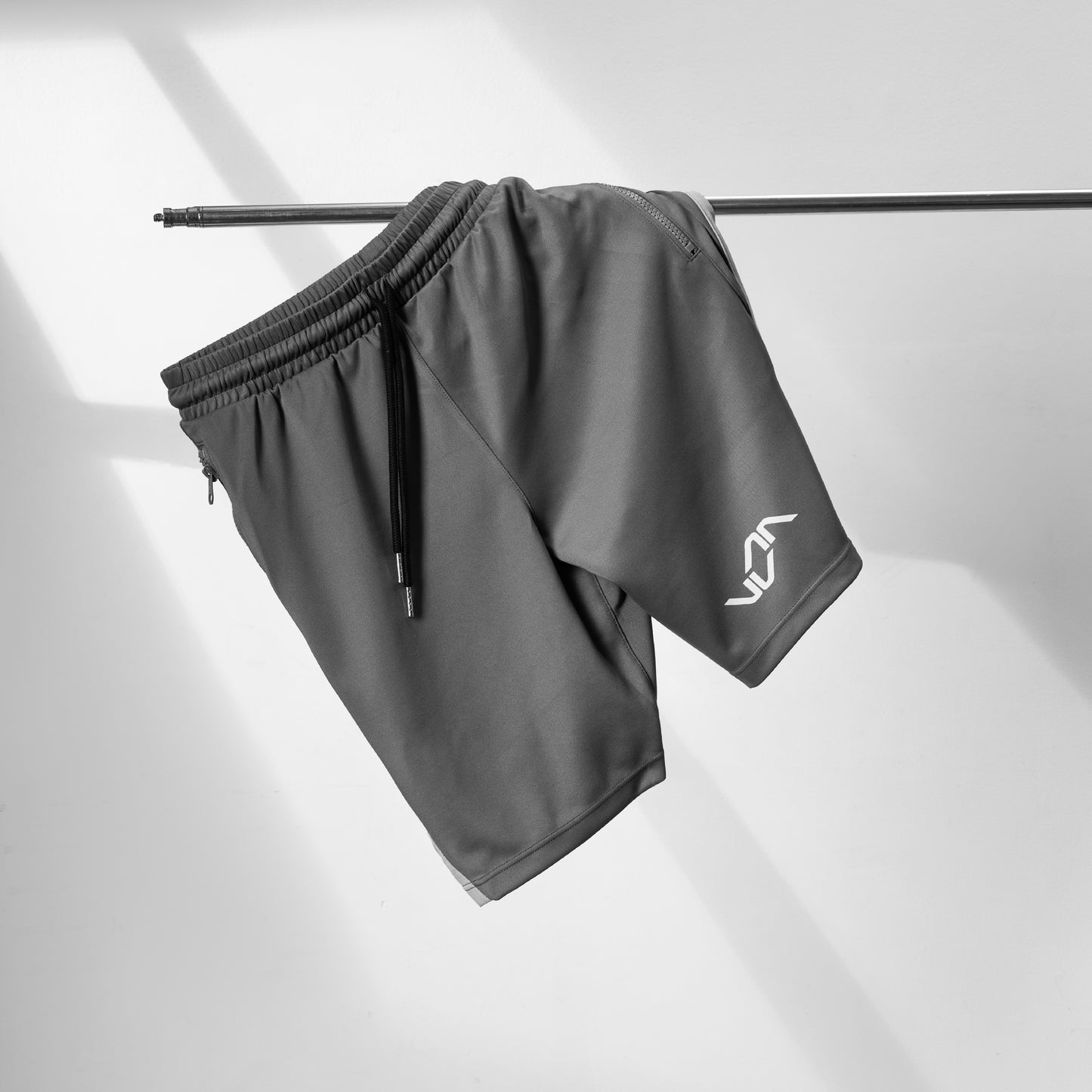 TEAM WEAR